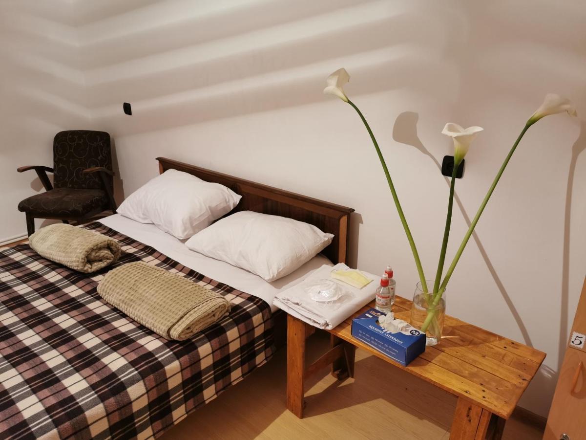 4 Friends Hostel Єреван Екстер'єр фото