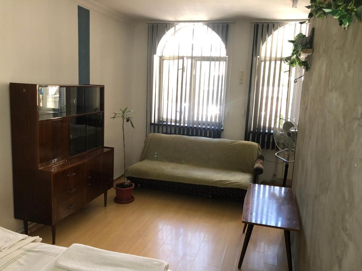 4 Friends Hostel Єреван Екстер'єр фото